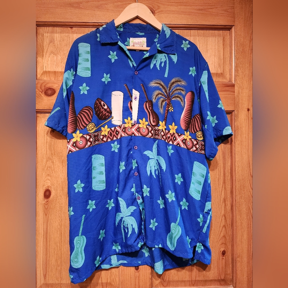 Waikiki Creations Men's XL Button Down Shirt